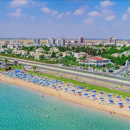 Ceasar Cyprus - Leona *