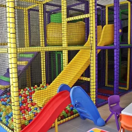 Ceasar Cyprus - Leona Апартаменты