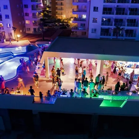 Ceasar Cyprus - Leona Апартаменты Perivolia tou Trikomou