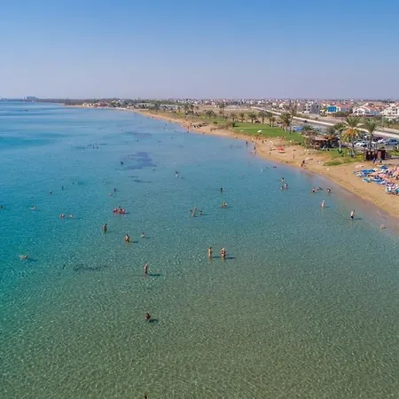 Ceasar Cyprus - Leona * Perivolia tou Trikomou