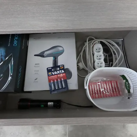 Ceasar Cyprus - Leona *