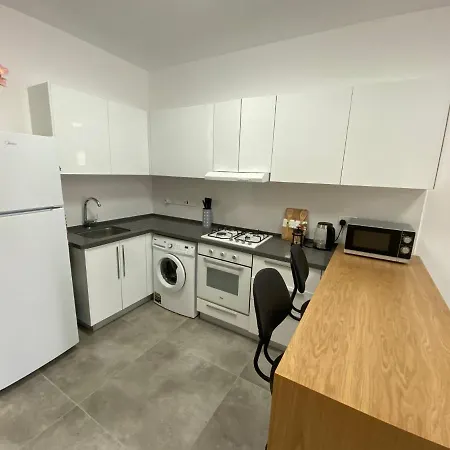 Ceasar Cyprus - Leona Perivolia tou Trikomou