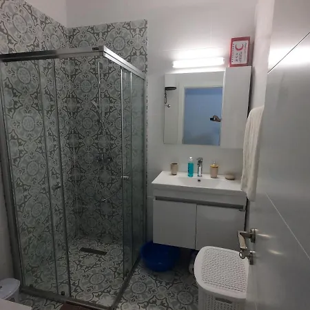 Ceasar Cyprus - Leona 아파트